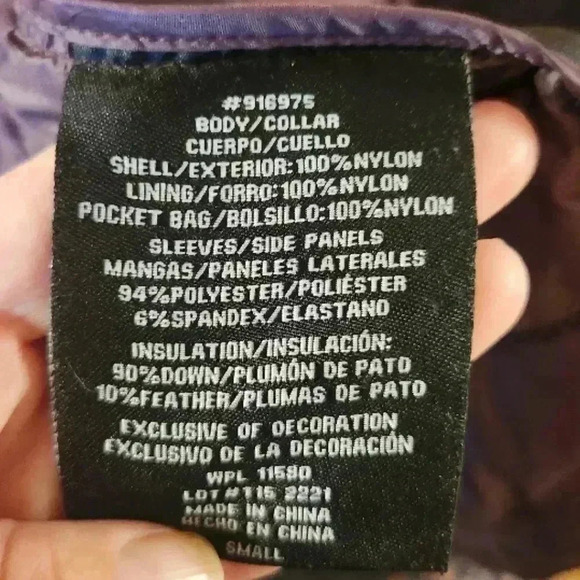 32 Degrees Purple and Black Women's Puffer Jacket - Picture 6 of 11